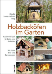 Holzbacköfen im Garten